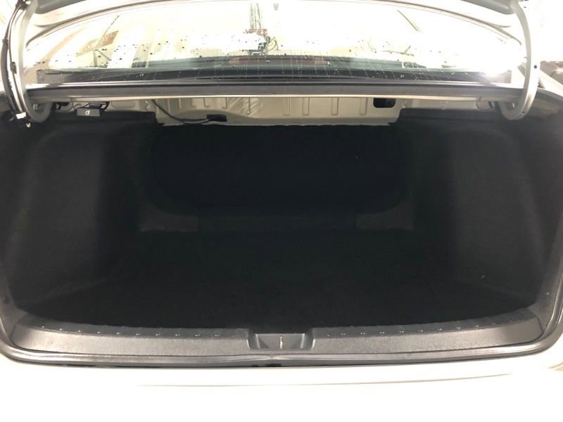 Used 2022 Honda Civic LX image 8