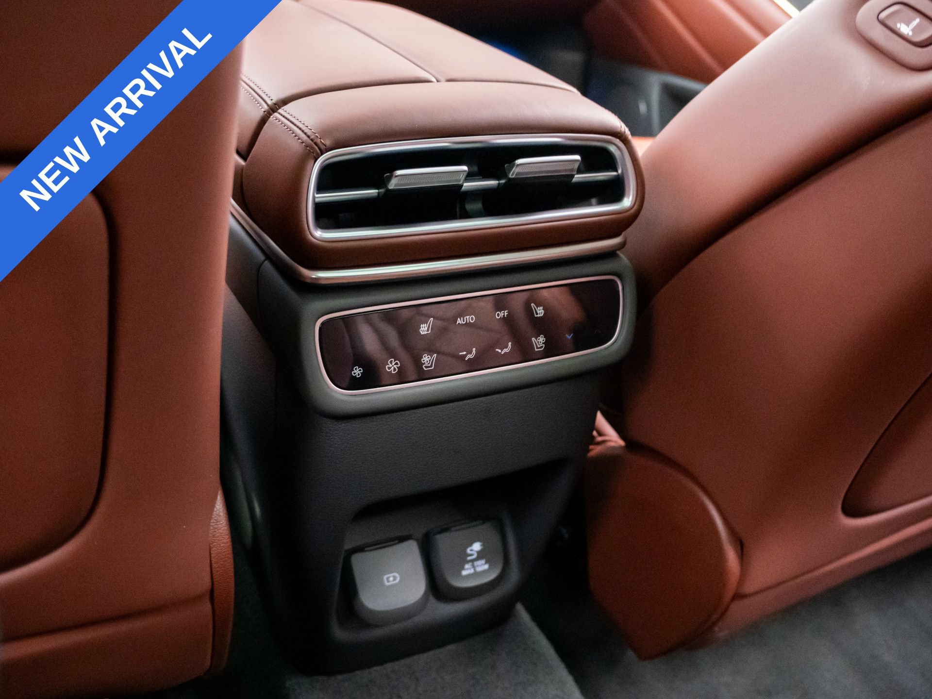 Used 2025 Genesis GV80 3.5T Prestige AWD/4WD image 23