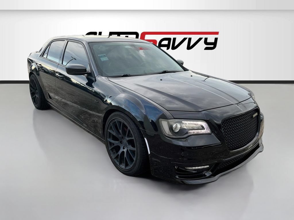 Used 2019 Chrysler 300 Limited RWD image 1