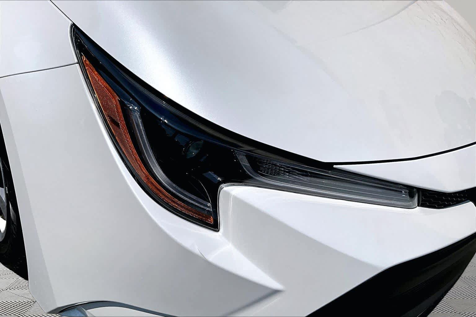 Certified 2026 Toyota Corolla LE FWD image 28