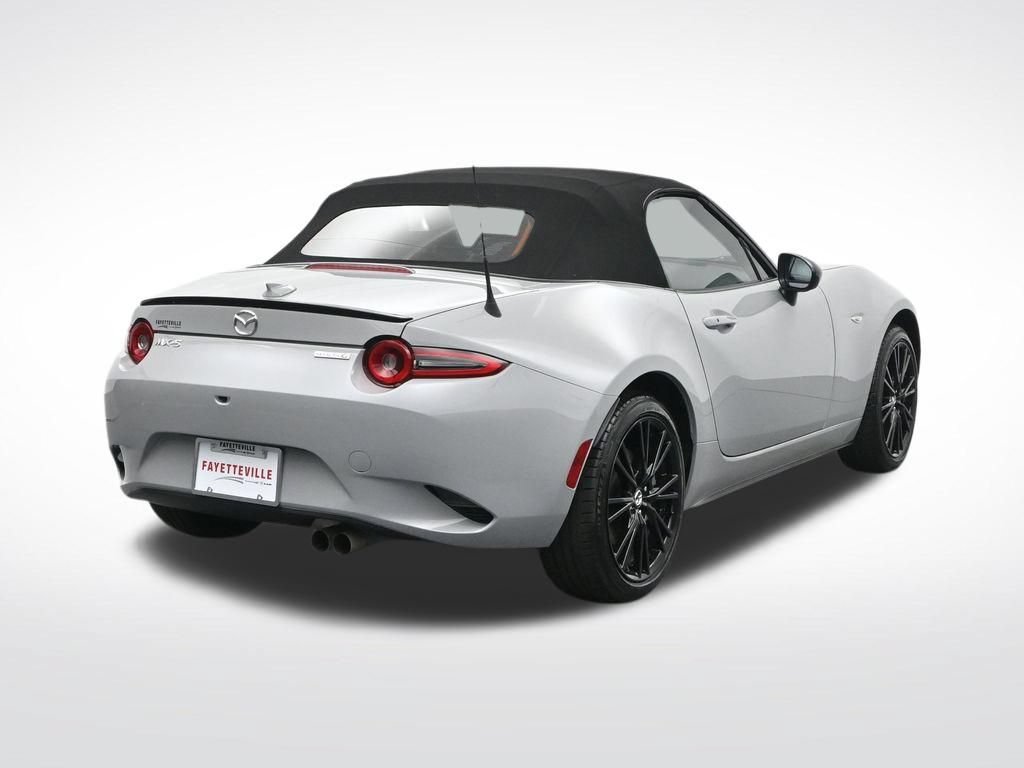 Used 2025 MAZDA MX-5 Miata Club RWD image 6