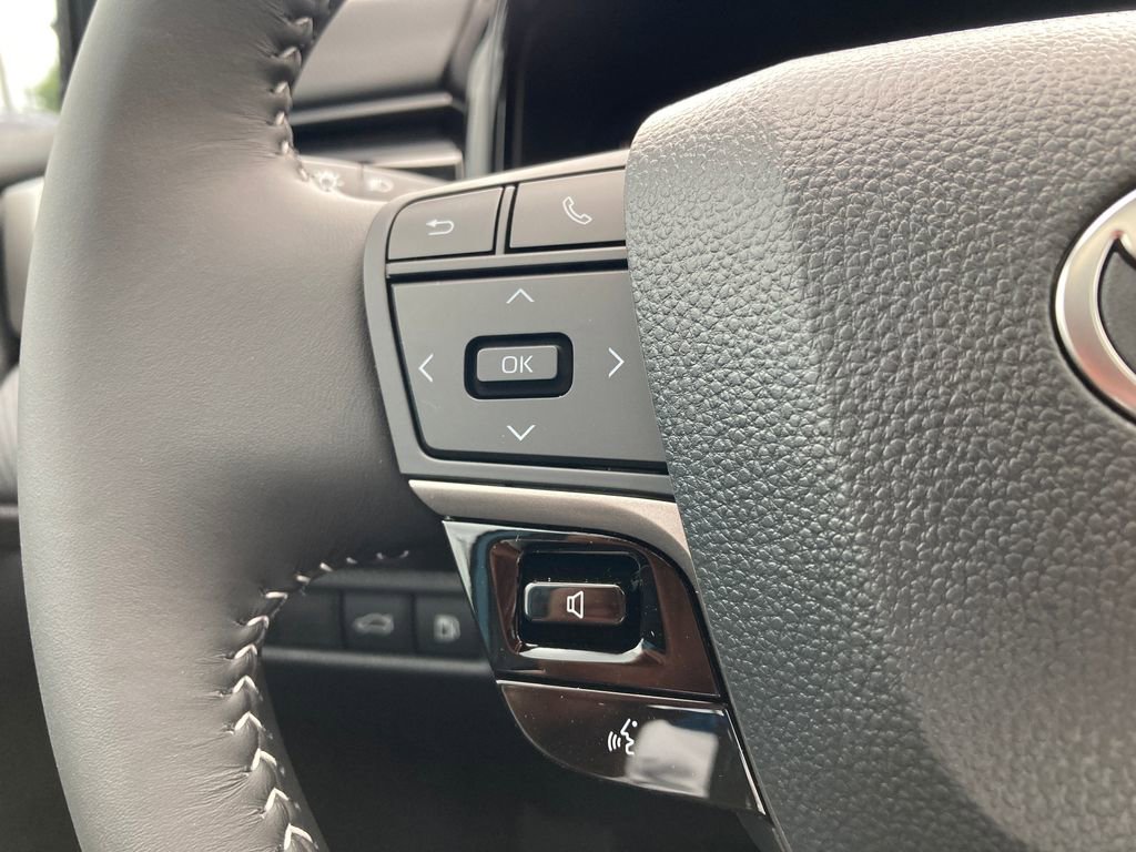 New 2026 Toyota Camry SE FWD image 15