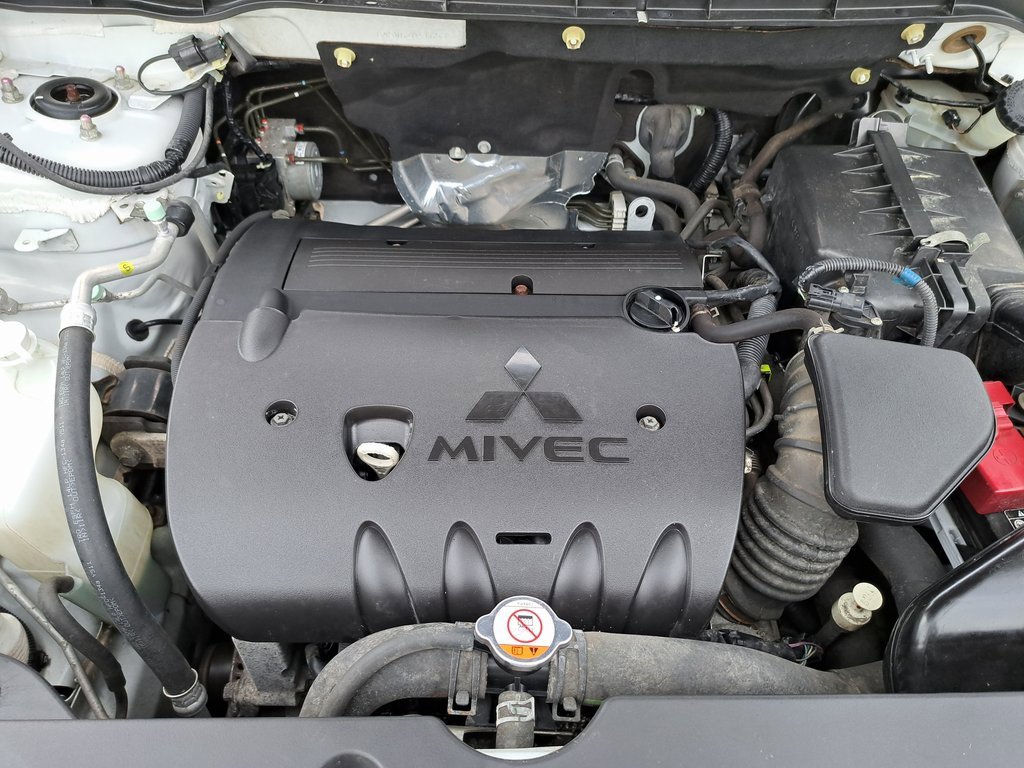 Used 2016 Mitsubishi Outlander Sport SEL image 31