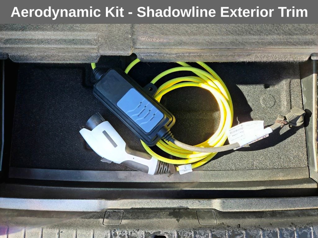 Used 2018 BMW 740e xDrive w/ M Sport Package image 23