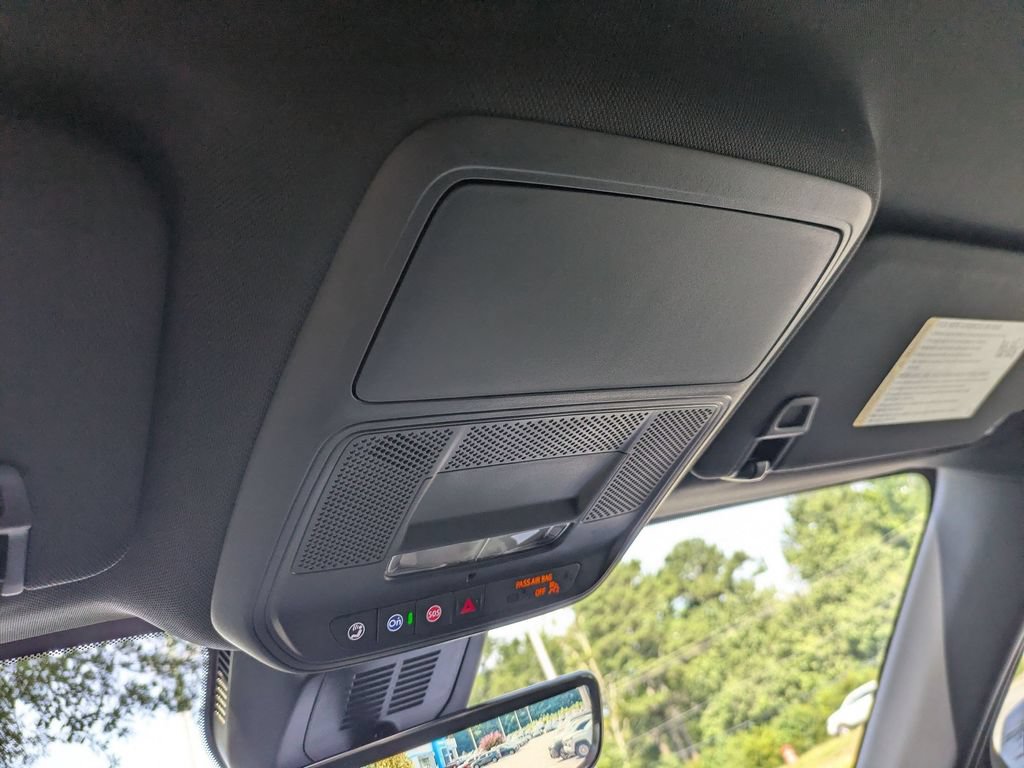 New 2026 Chevrolet Equinox LT w/ Safety and Technology Package FWD image 23