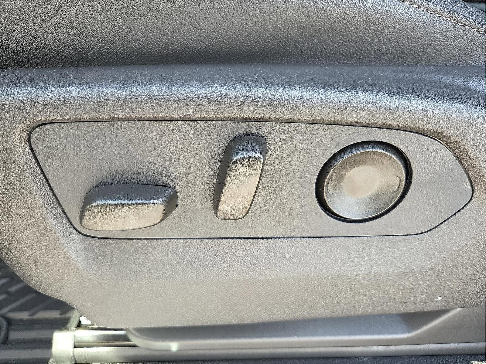 Used 2026 Chevrolet Silverado 1500 LT Trail Boss w/ Safety Package image 15