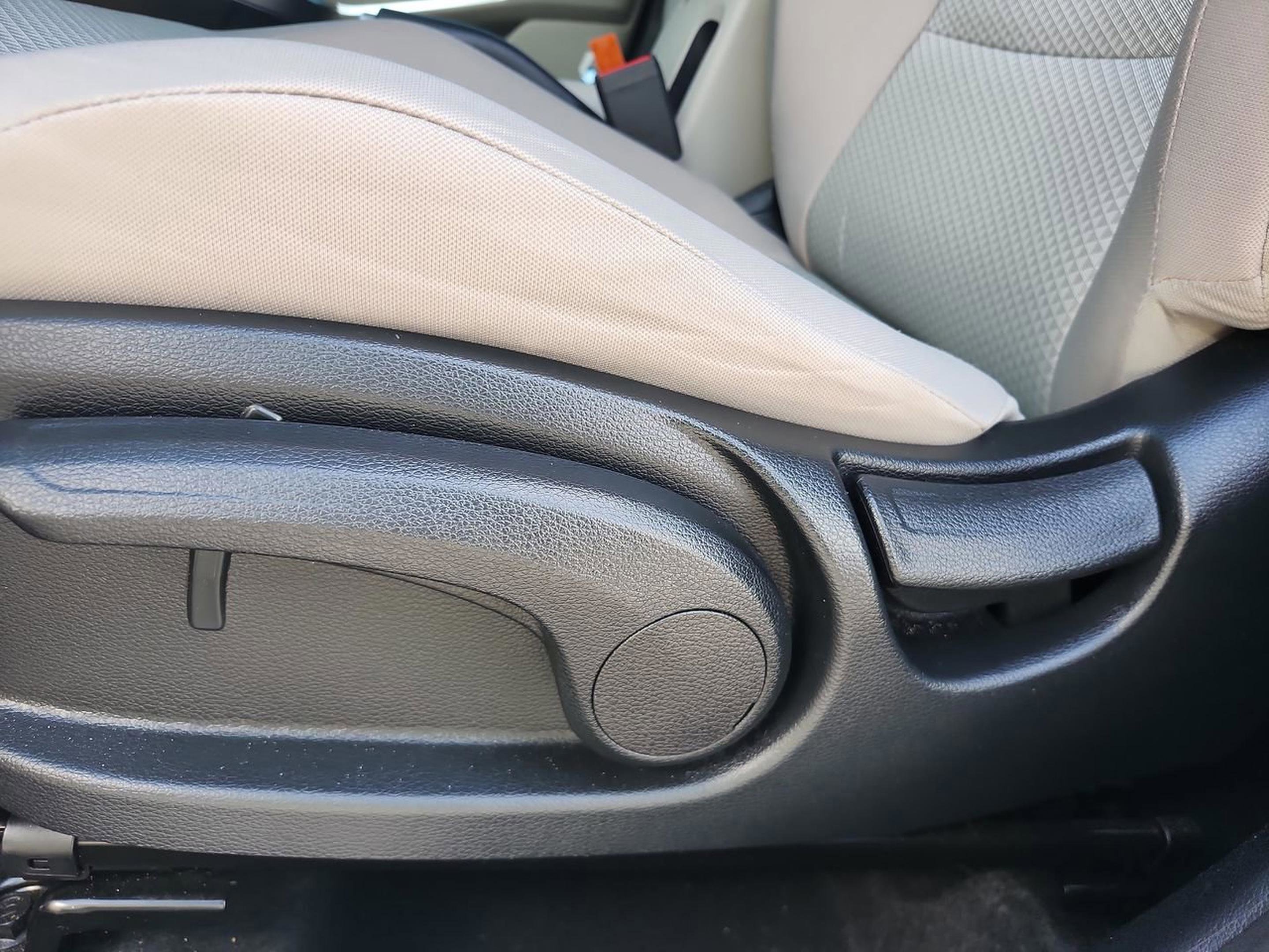 Used 2024 Kia Soul LX FWD image 12