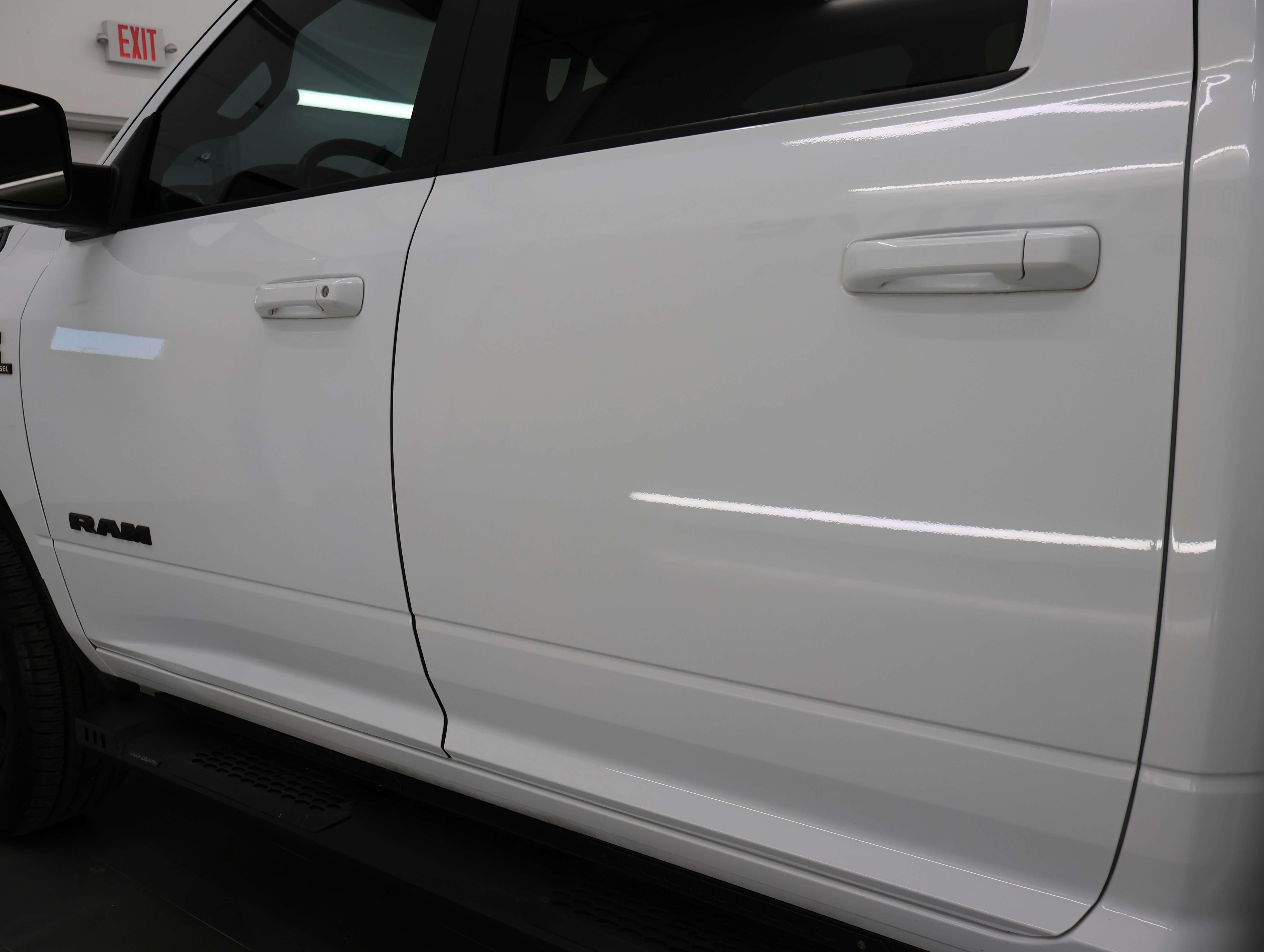 Used 2022 RAM 2500 Big Horn w/ Night Edition AWD/4WD image 32