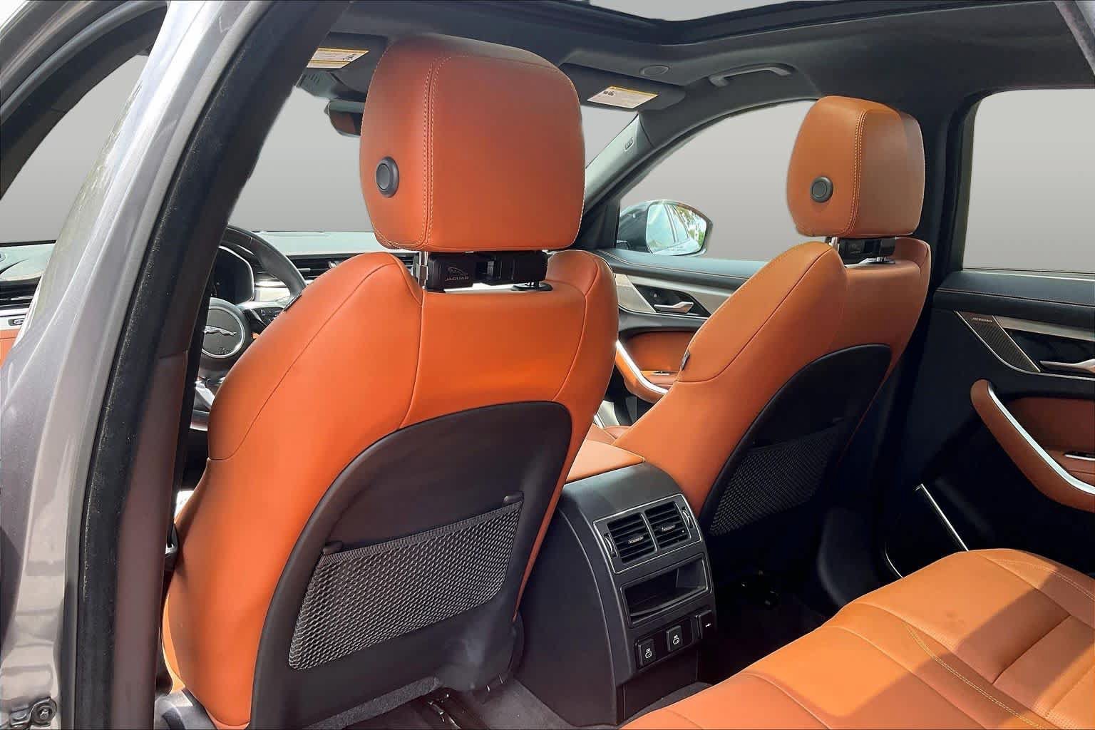 Used 2025 Jaguar F-PACE R-Dynamic S AWD/4WD image 22