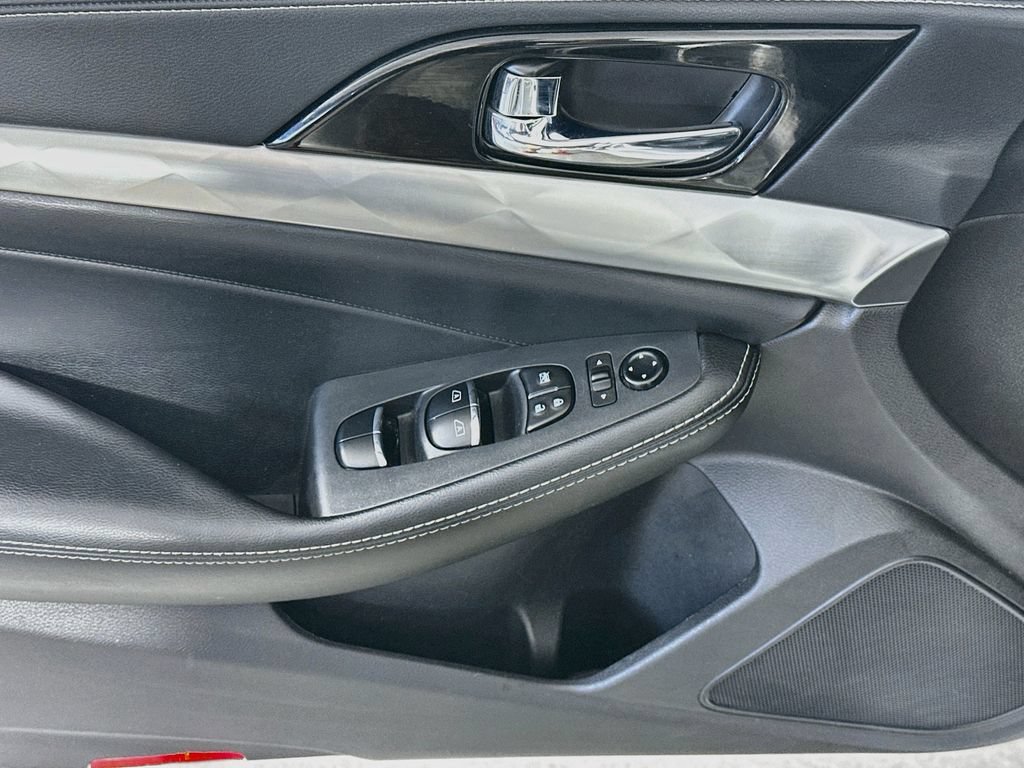 Used 2023 Nissan Maxima SV w/ Floor Mat Group FWD image 23