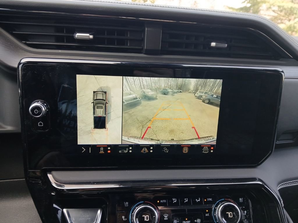 Used 2024 GMC Sierra 1500 AT4X image 15