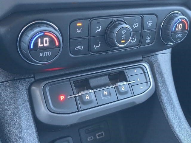 Certified 2023 GMC Acadia AT4 w/ Technology Package image 29