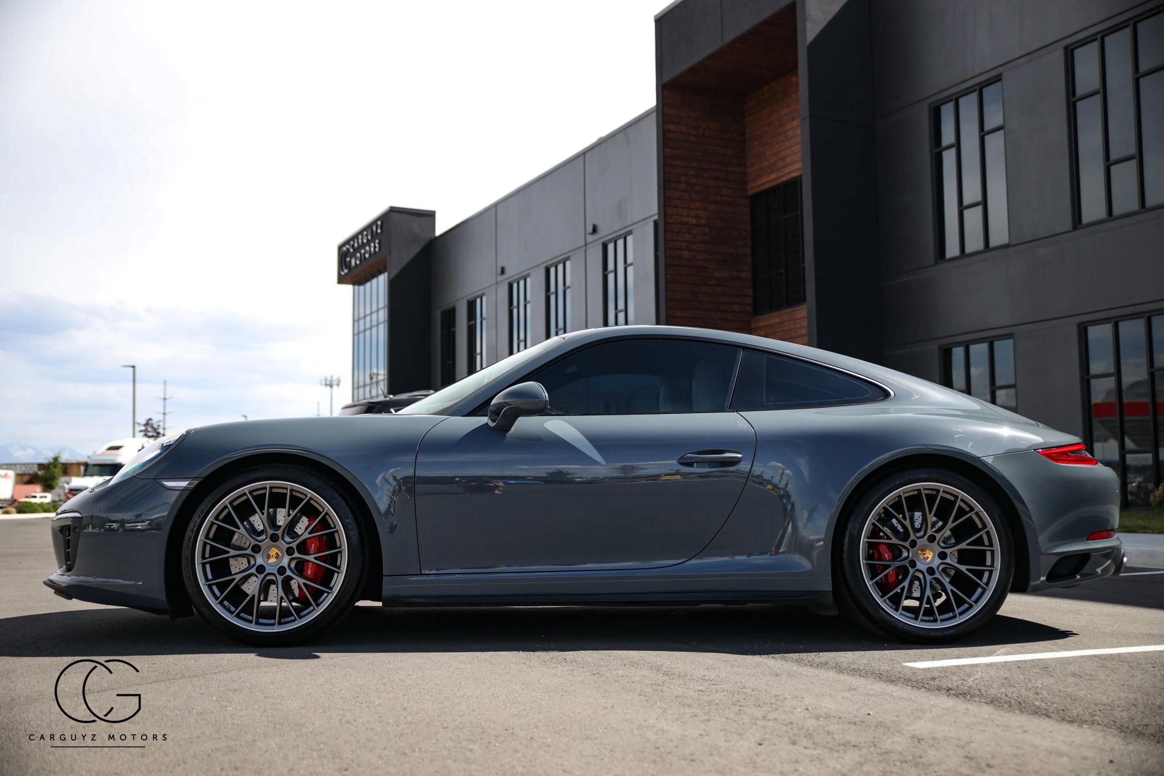 Used 2017 Porsche 911 Carrera 4S image 10