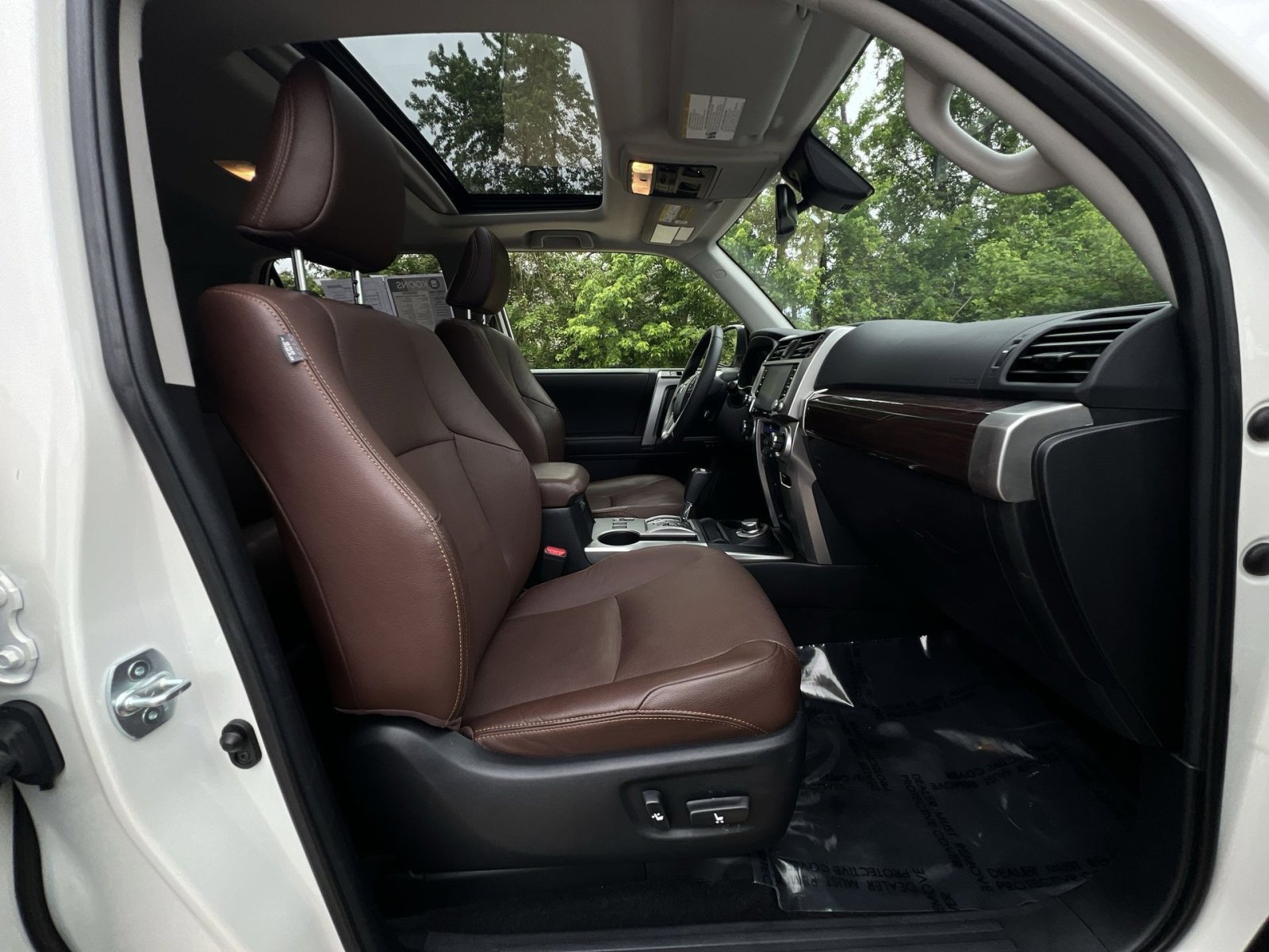 Used 2021 Toyota 4Runner Limited AWD/4WD image 45