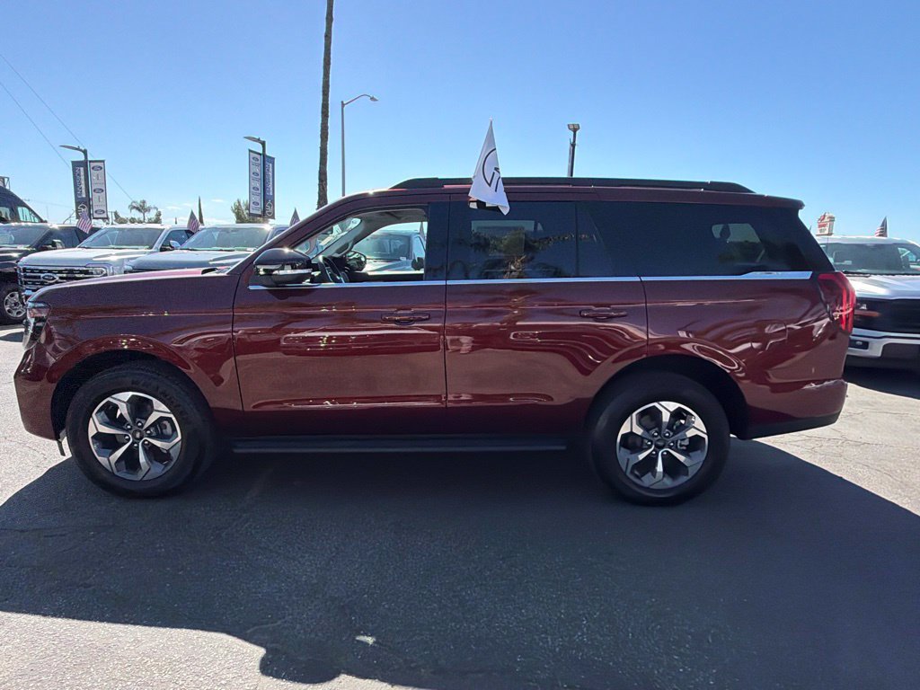 New 2027 Ford Expedition Active RWD image 7