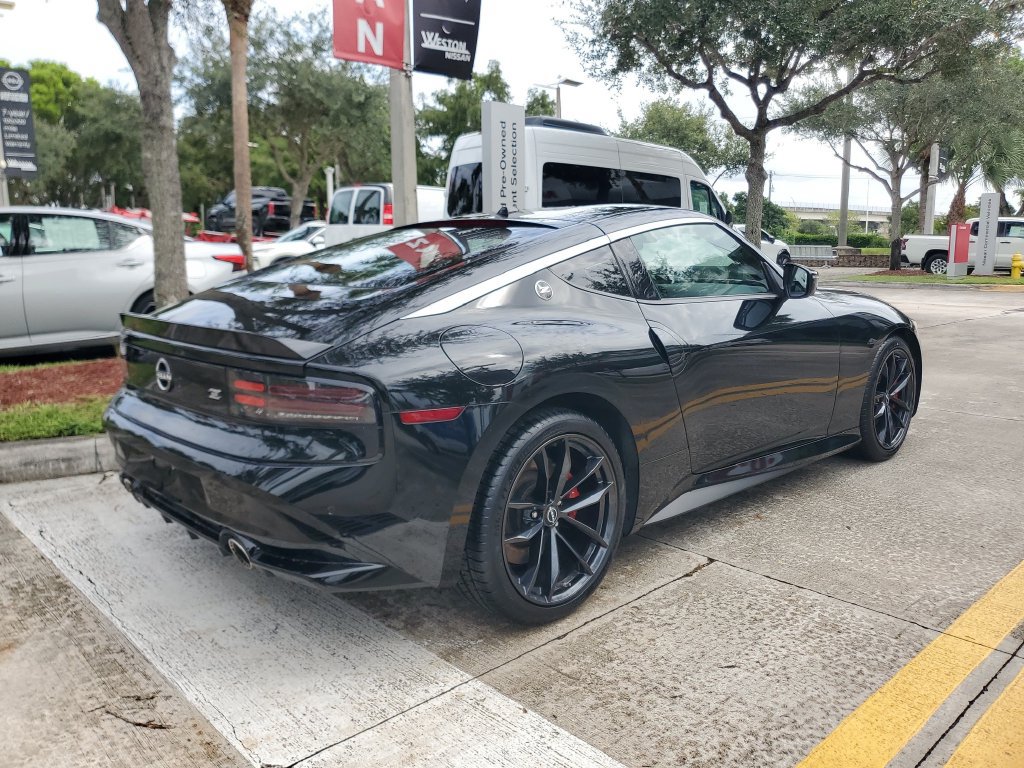 Used 2024 Nissan Z Performance w/ Floor Mat Package RWD image 6