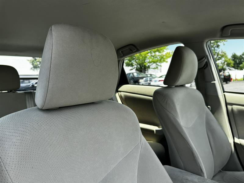 Used 2012 Toyota Prius Three FWD image 14