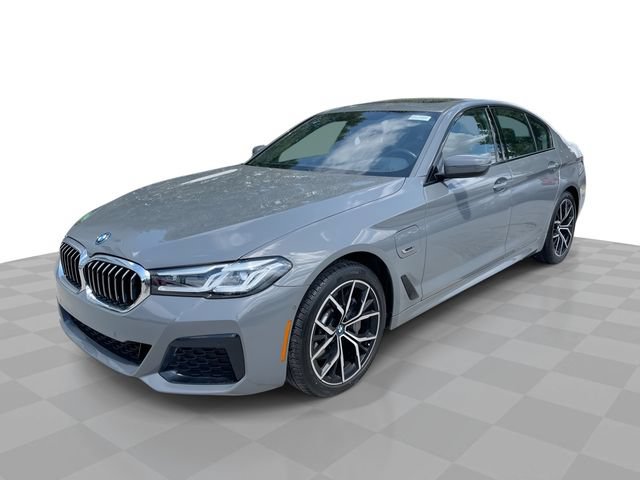 Used 2022 BMW 530e xDrive w/ Premium Package AWD/4WD image 1