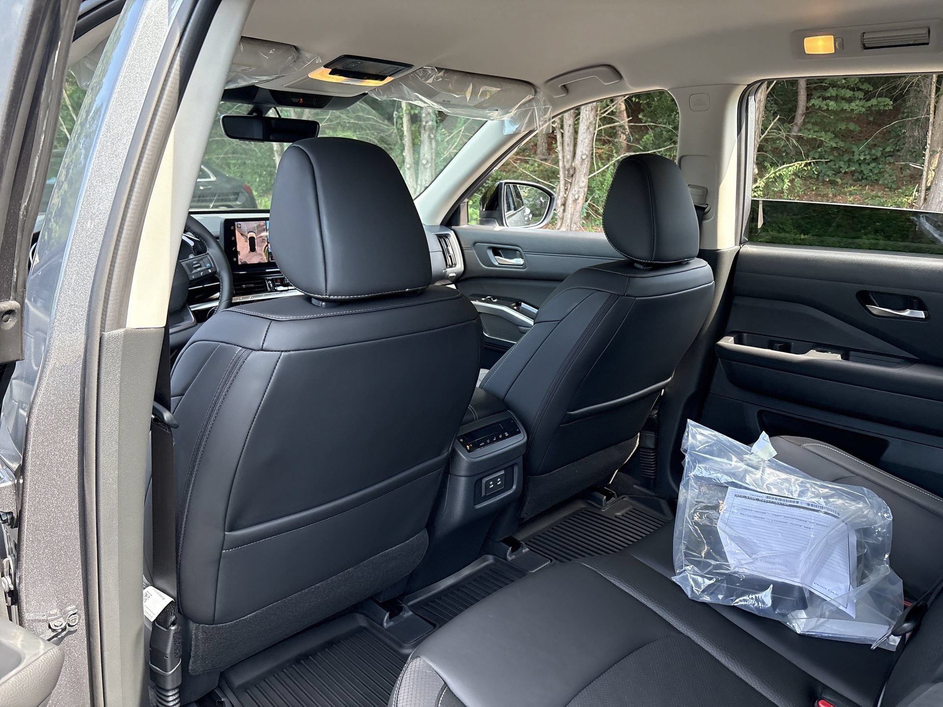 New 2026 Nissan Pathfinder SL FWD image 15