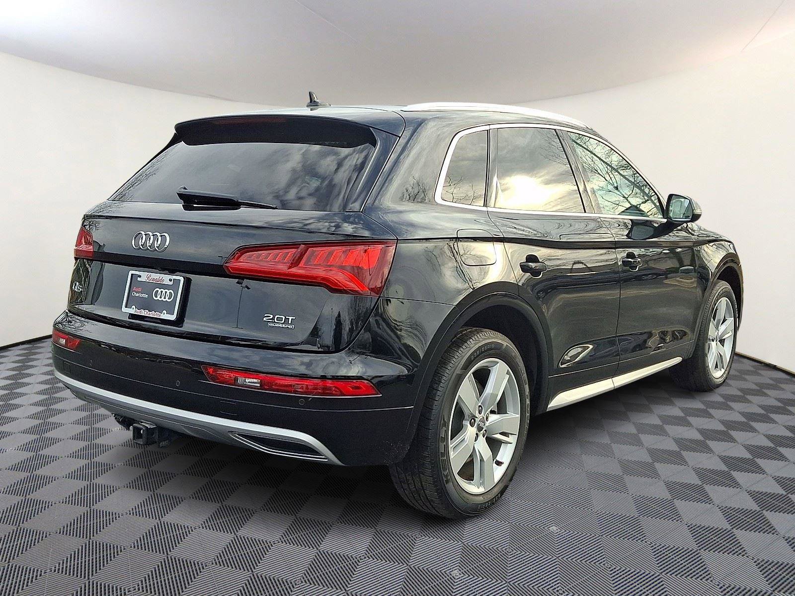 Used 2018 Audi Q5 2.0T Premium Plus w/ Premium Plus Package image 6