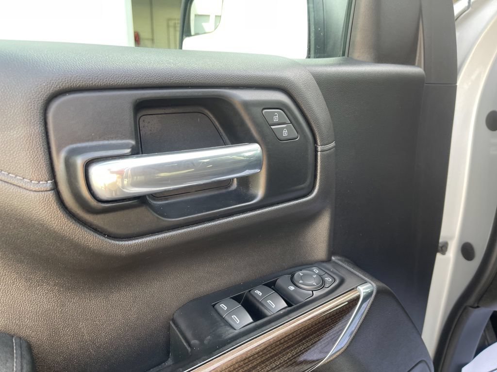 Used 2019 Chevrolet Silverado 1500 LT w/ All-Star Edition AWD/4WD image 10