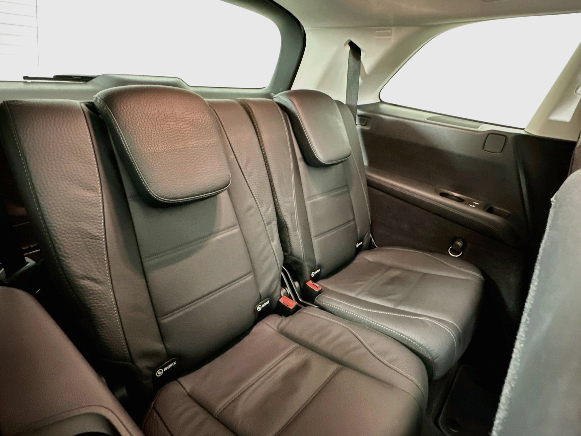 Used 2024 Mercedes-Benz GLS 450 4MATIC image 31