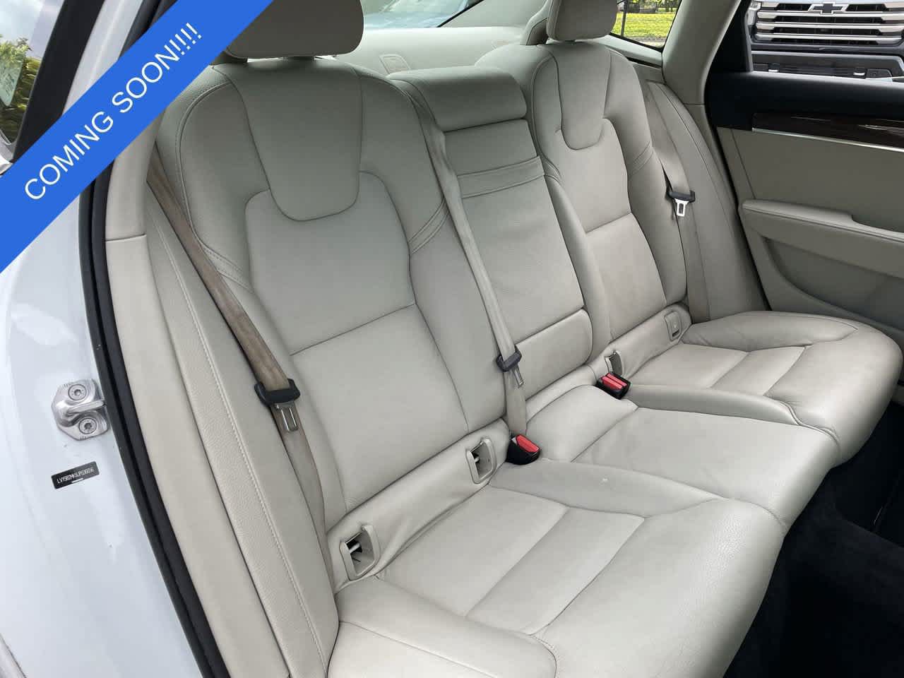 Used 2018 Volvo S90 T5 Momentum w/ Momentum Plus Package AWD/4WD image 15