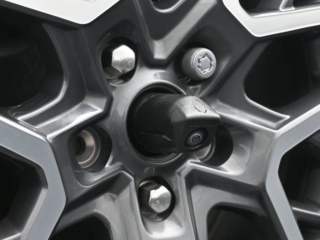 Used 2024 Jeep Wrangler Sahara image 22