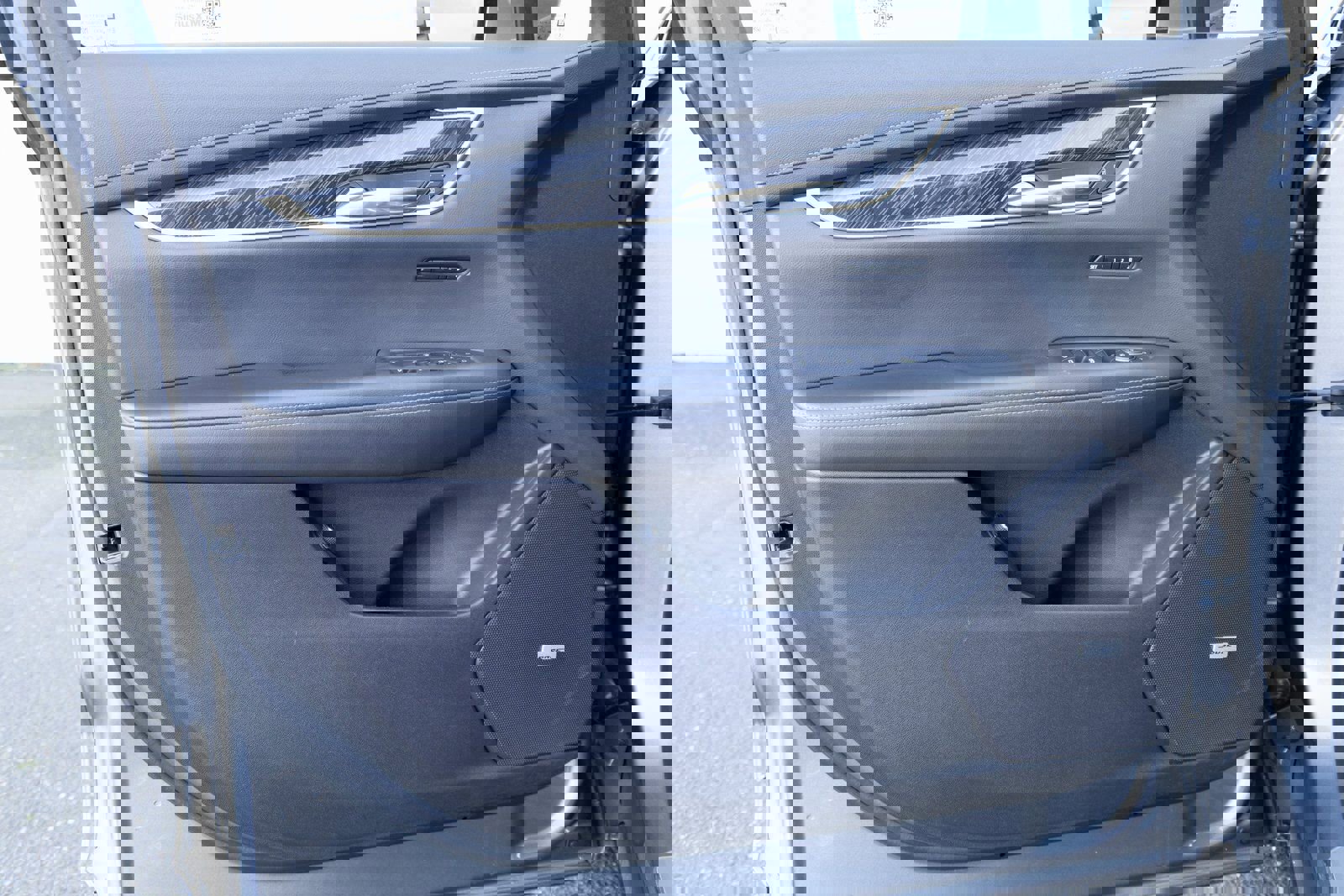 Used 2021 Cadillac XT6 Premium Luxury image 14