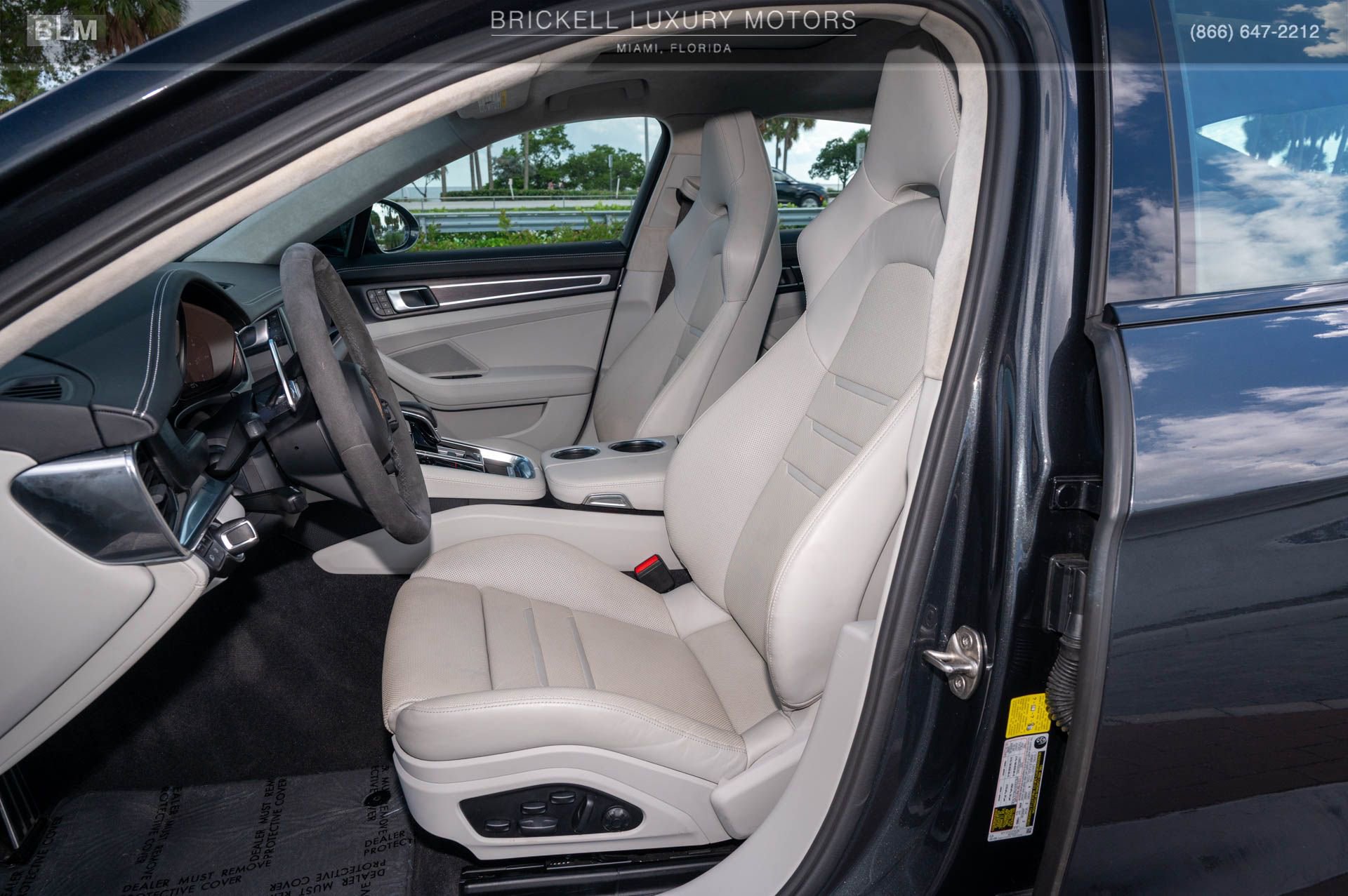 Used 2022 Porsche Panamera GTS image 5