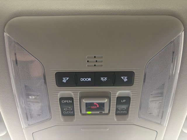 Used 2024 Toyota RAV4 XLE Premium image 33