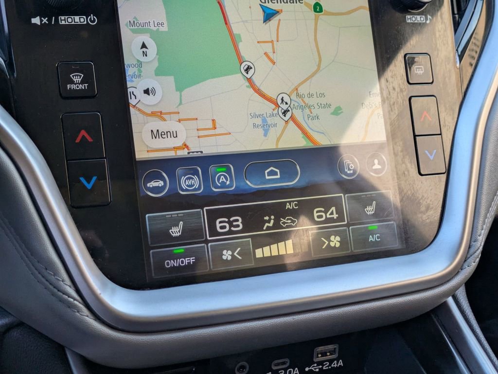 Used 2025 Subaru Outback Premium image 17