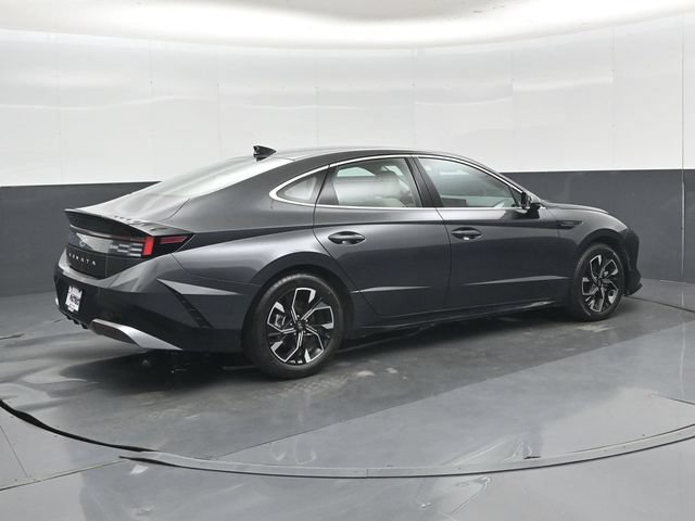 Used 2024 Hyundai Sonata SEL FWD image 30