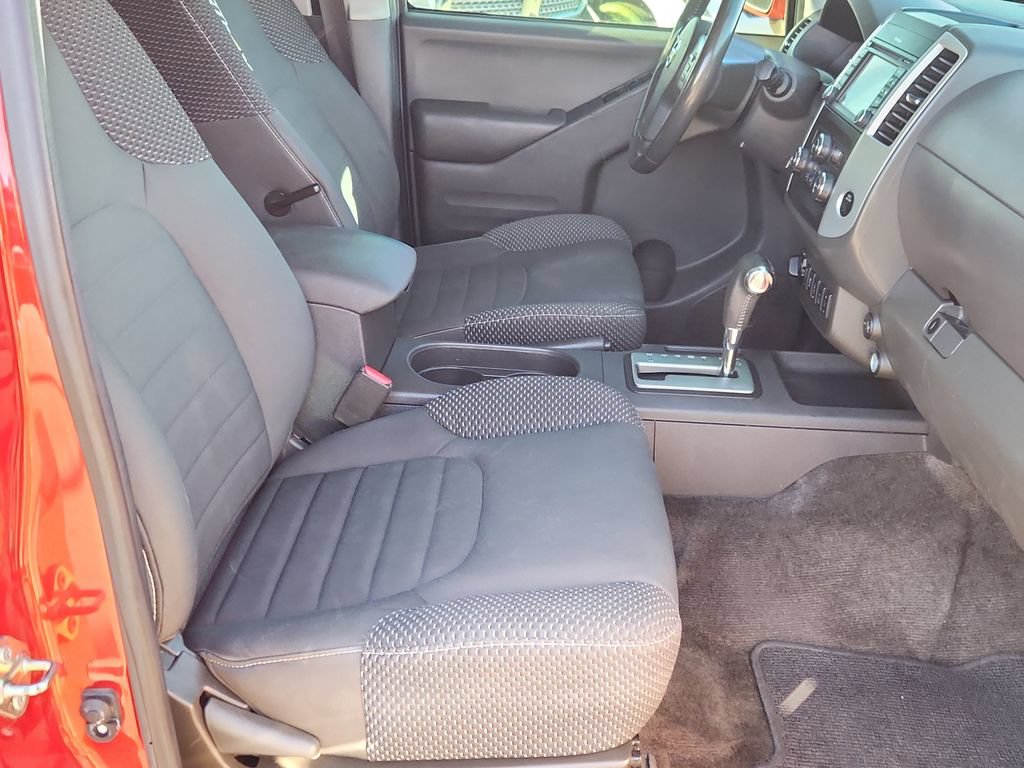 Used 2018 Nissan Frontier PRO-4X AWD/4WD image 13