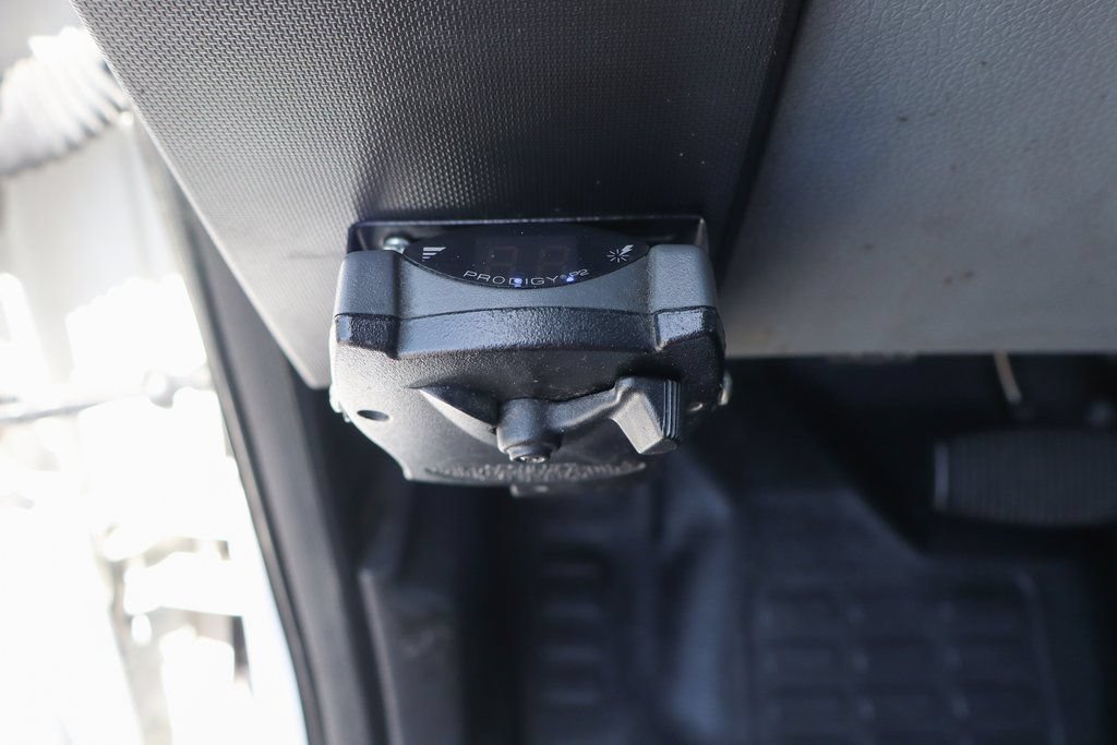 Used 2016 Ford F650 2WD Crew Cab Super Duty image 20