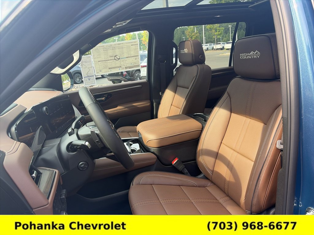 New 2026 Chevrolet Suburban High Country AWD/4WD image 25