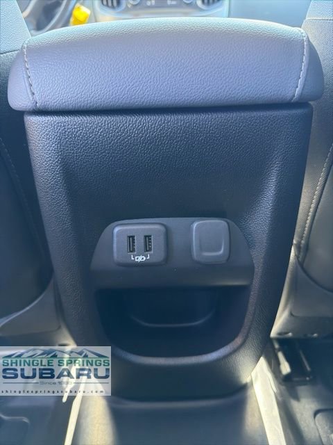 Used 2022 Chevrolet Colorado Z71 w/ Z71 Midnight Edition image 35