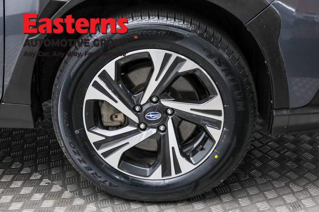 Used 2024 Subaru Crosstrek 2.0i Premium image 29