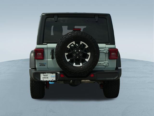 Used 2024 Jeep Wrangler Unlimited Rubicon 4xe w/ Convenience Group AWD/4WD image 8