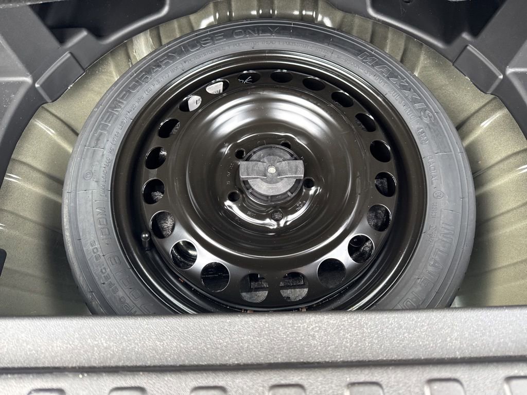 Used 2023 GMC Terrain SLE w/ Driver Convenience Package image 41