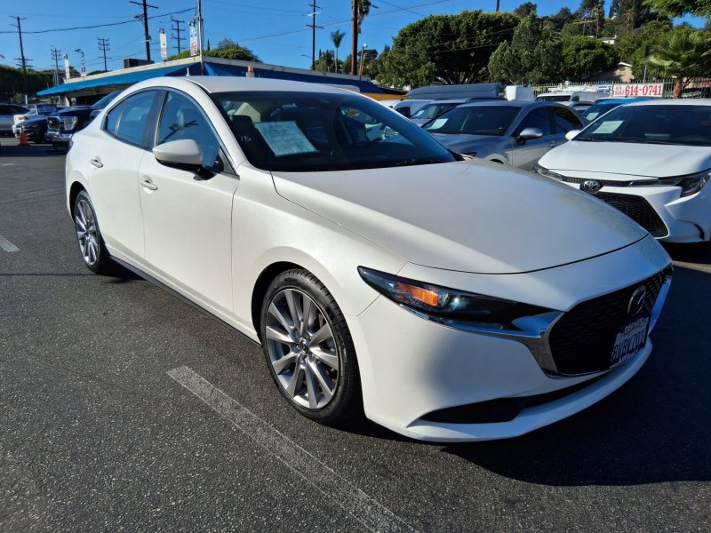 Used 2021 MAZDA MAZDA3 s FWD image 1