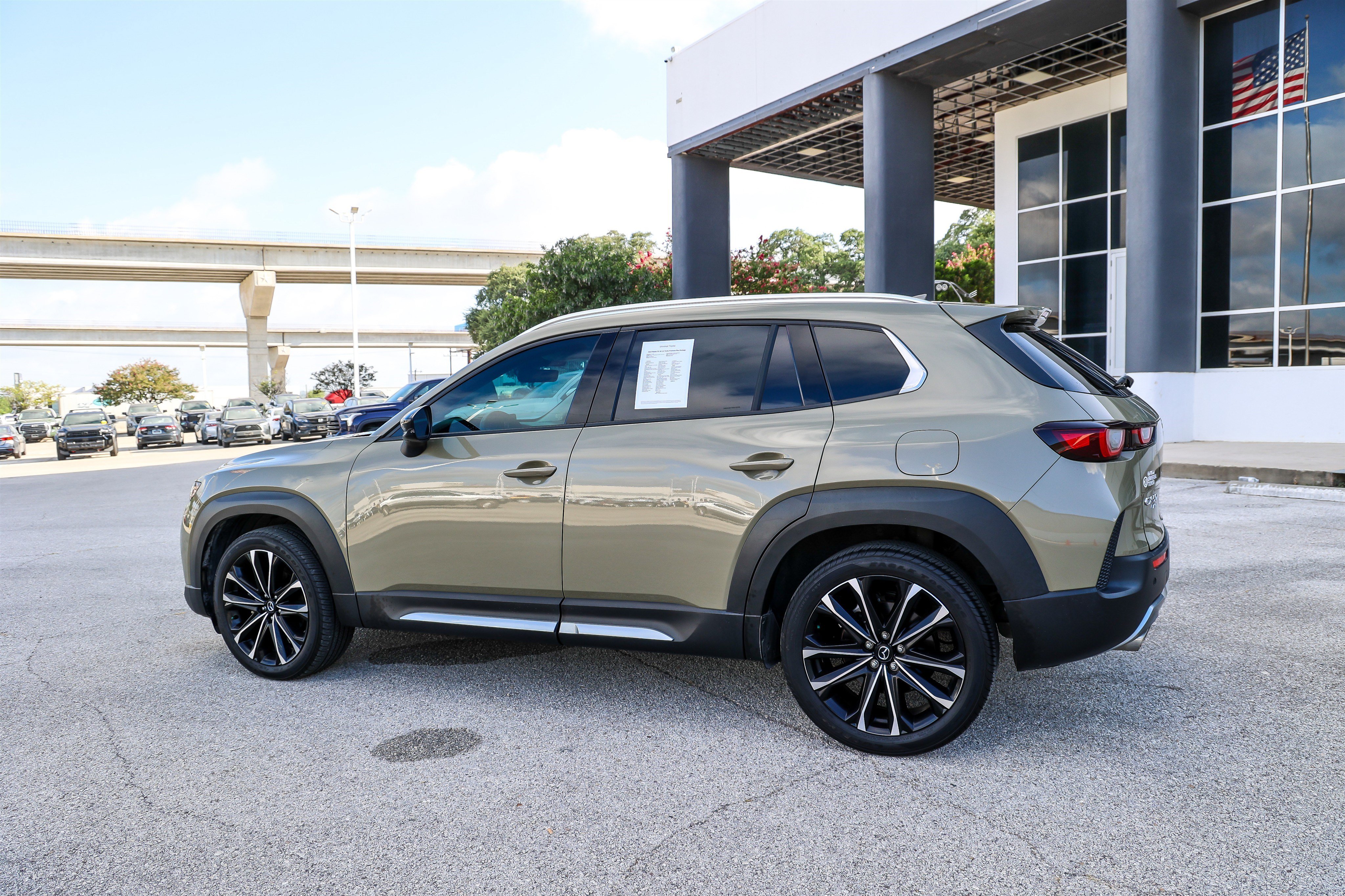 Used 2024 MAZDA CX-50 2.5 Turbo w/ Accent Package AWD/4WD image 10