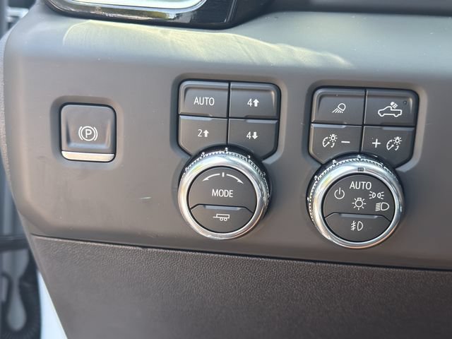 Used 2026 GMC Sierra 2500 Denali Ultimate AWD/4WD image 25