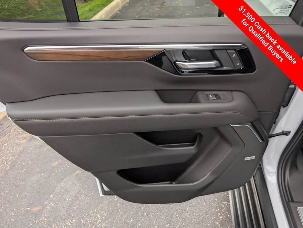 New 2026 Chevrolet Tahoe High Country AWD/4WD image 10