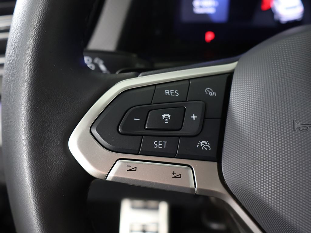Used 2024 Volkswagen Atlas Peak Edition SEL AWD/4WD image 50