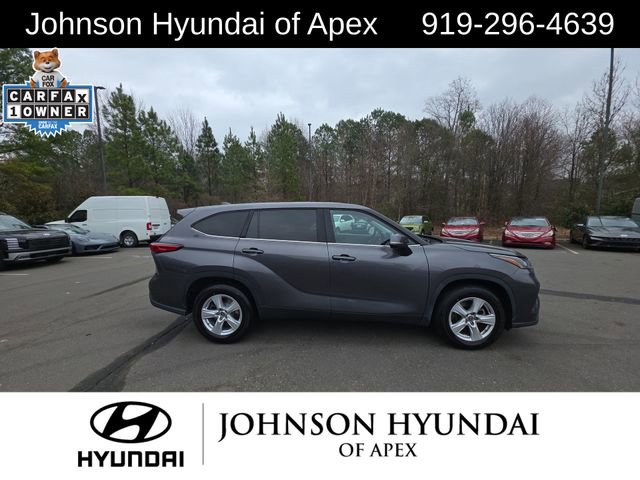 Used 2021 Toyota Highlander L image 14