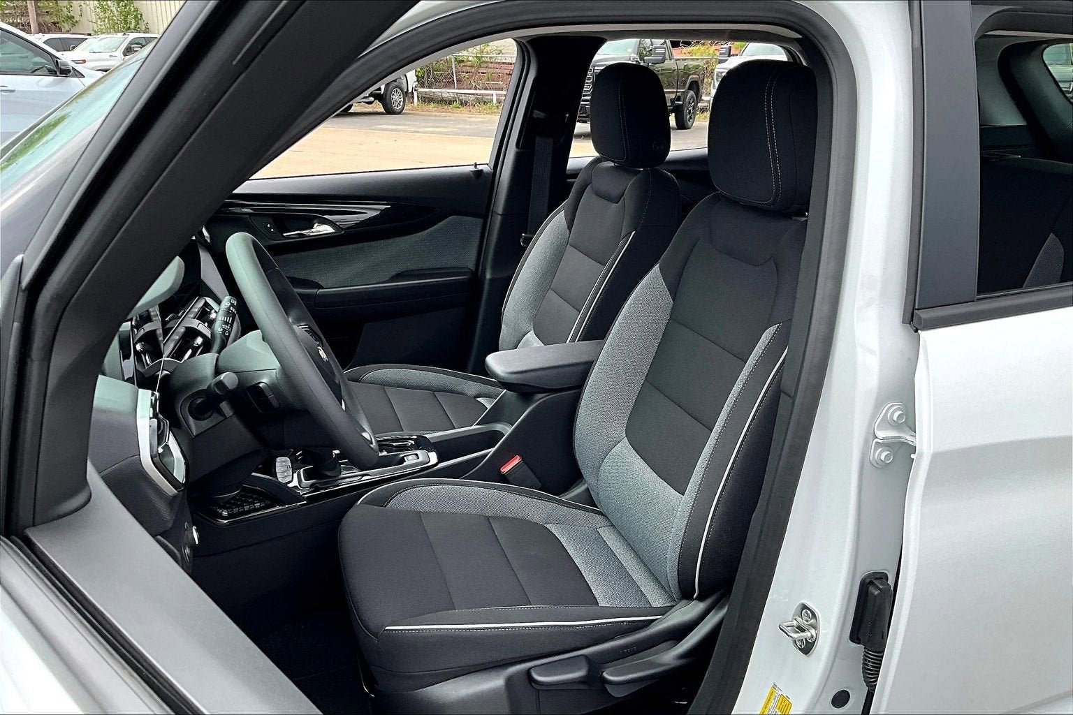 New 2026 Chevrolet TrailBlazer LS FWD image 9