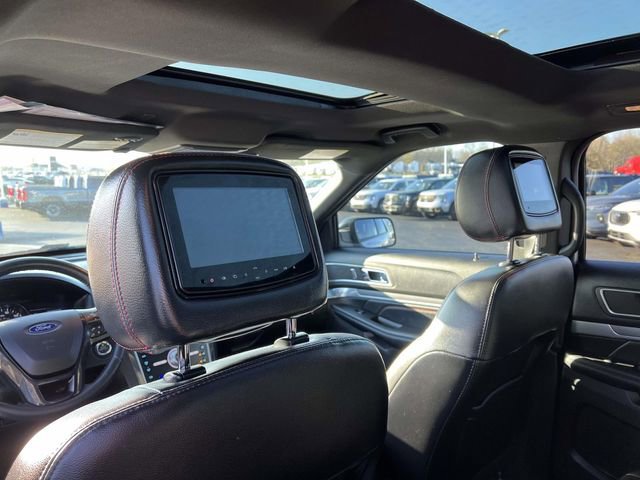 Certified 2017 Ford Explorer Sport w/ Equipment Group 401A image 27