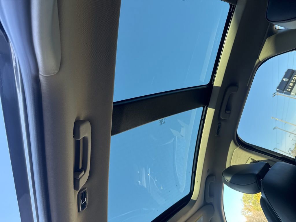 New 2026 Lincoln Corsair Reserve w/ Jet Appearance Package image 20