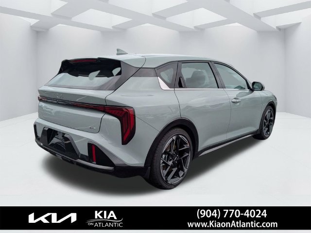 New 2026 Kia K4 GT-Line FWD image 3